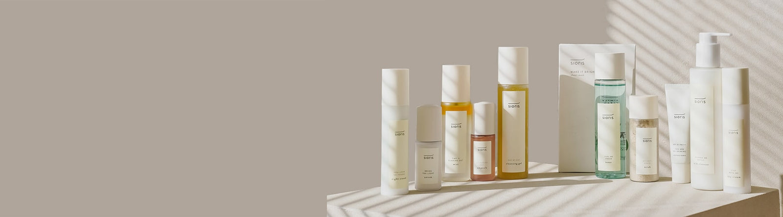 Famille de produits de la marque cosmétique coréenne SIORIS