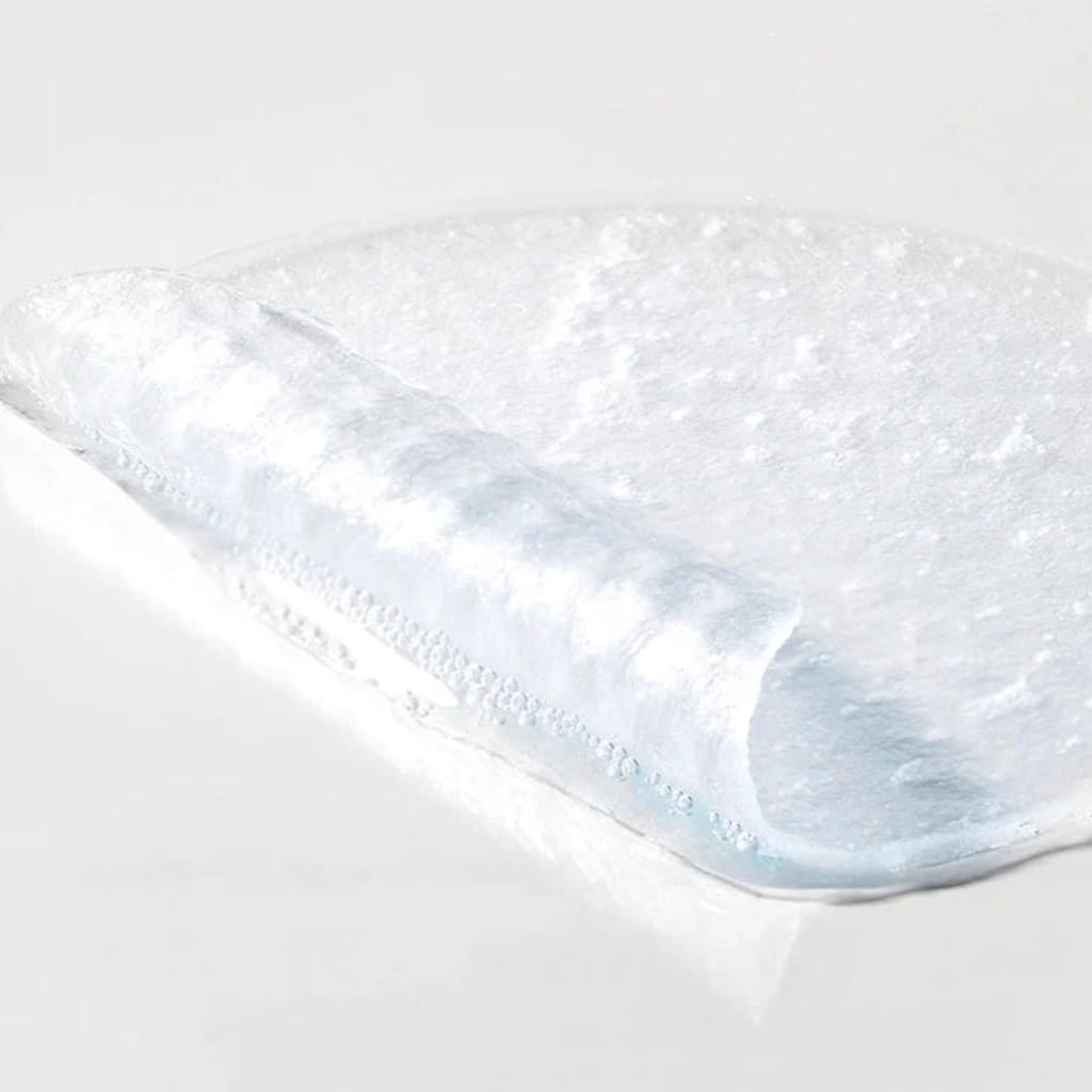 Disque tonique texture gel bleu clair gorgé de sérum aux céramides BIODANCE Cera-nol.