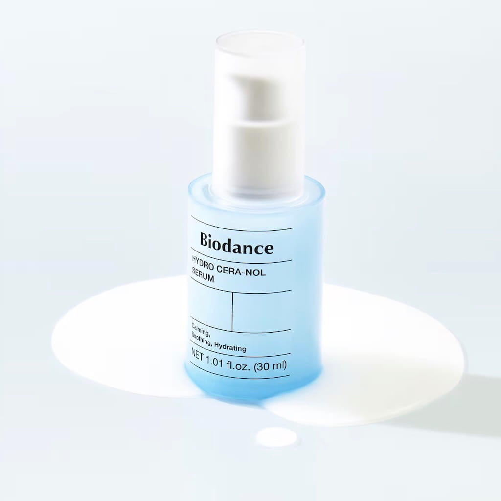 Texture fluide et hydratante du sérum aux céramides et panthénol BIODANCE Hydro Cera-Nol.