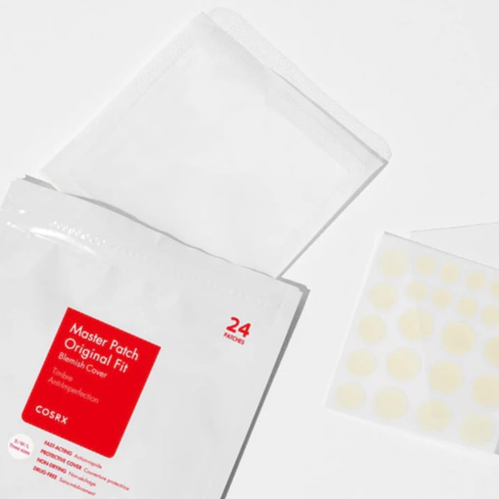 Planche de patchs transparents anti-imperfections COSRX en 3 tailles différentes.