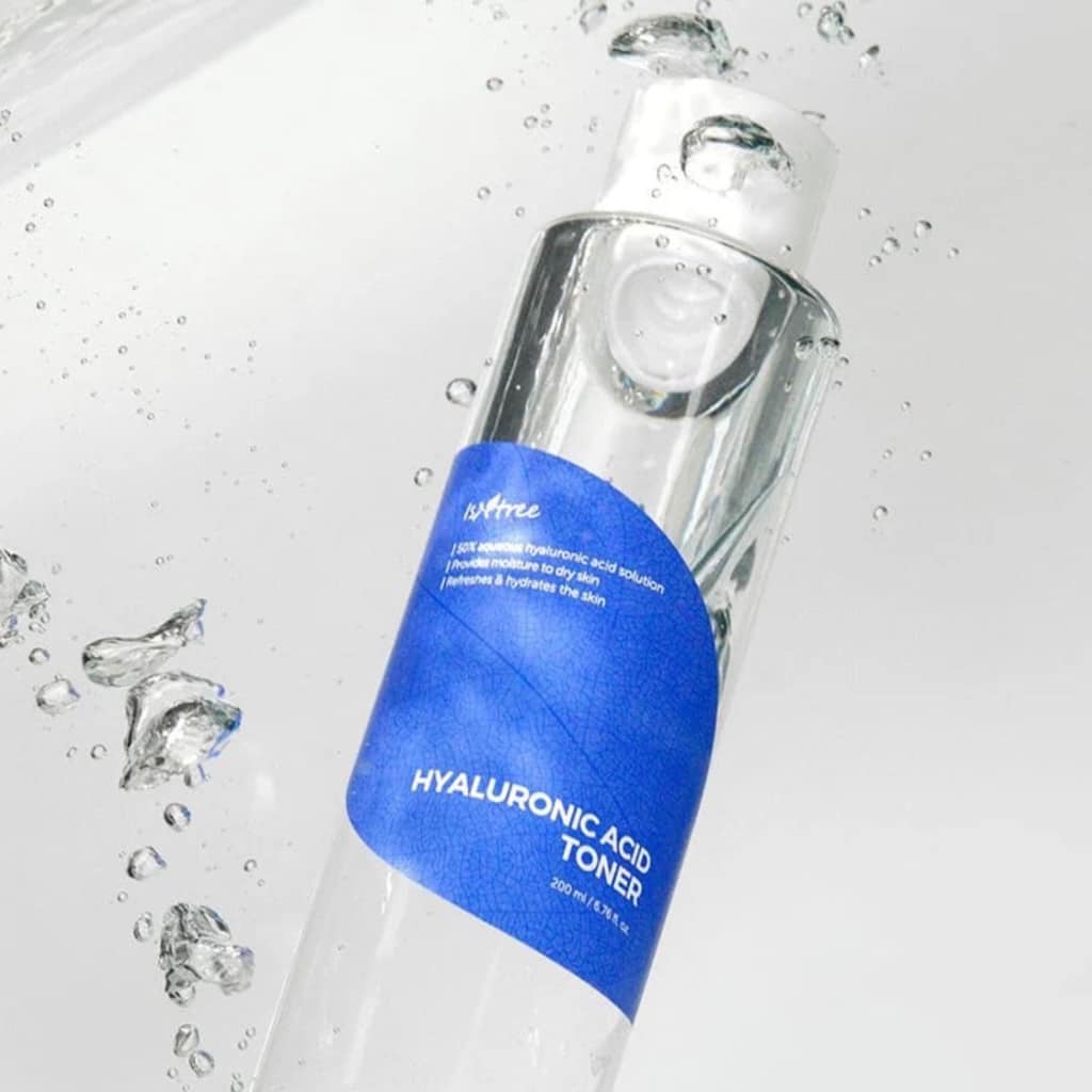 Flacon du tonique hydratant Isntree Hyaluronic Acid Toner 200ml.