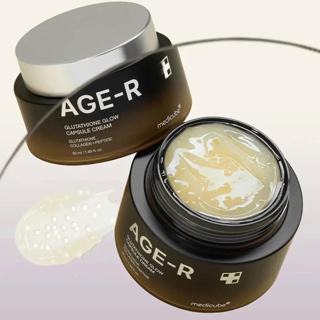 Texture gel infusée de micro-capsules de la crème Medicube Glutathione Glow.