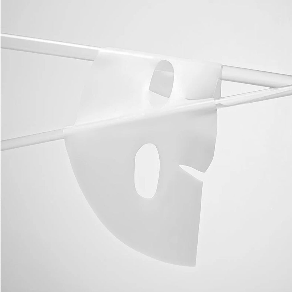 Gros plan sur la texture hydrogel fraîche du masque NACIFIC au riz.