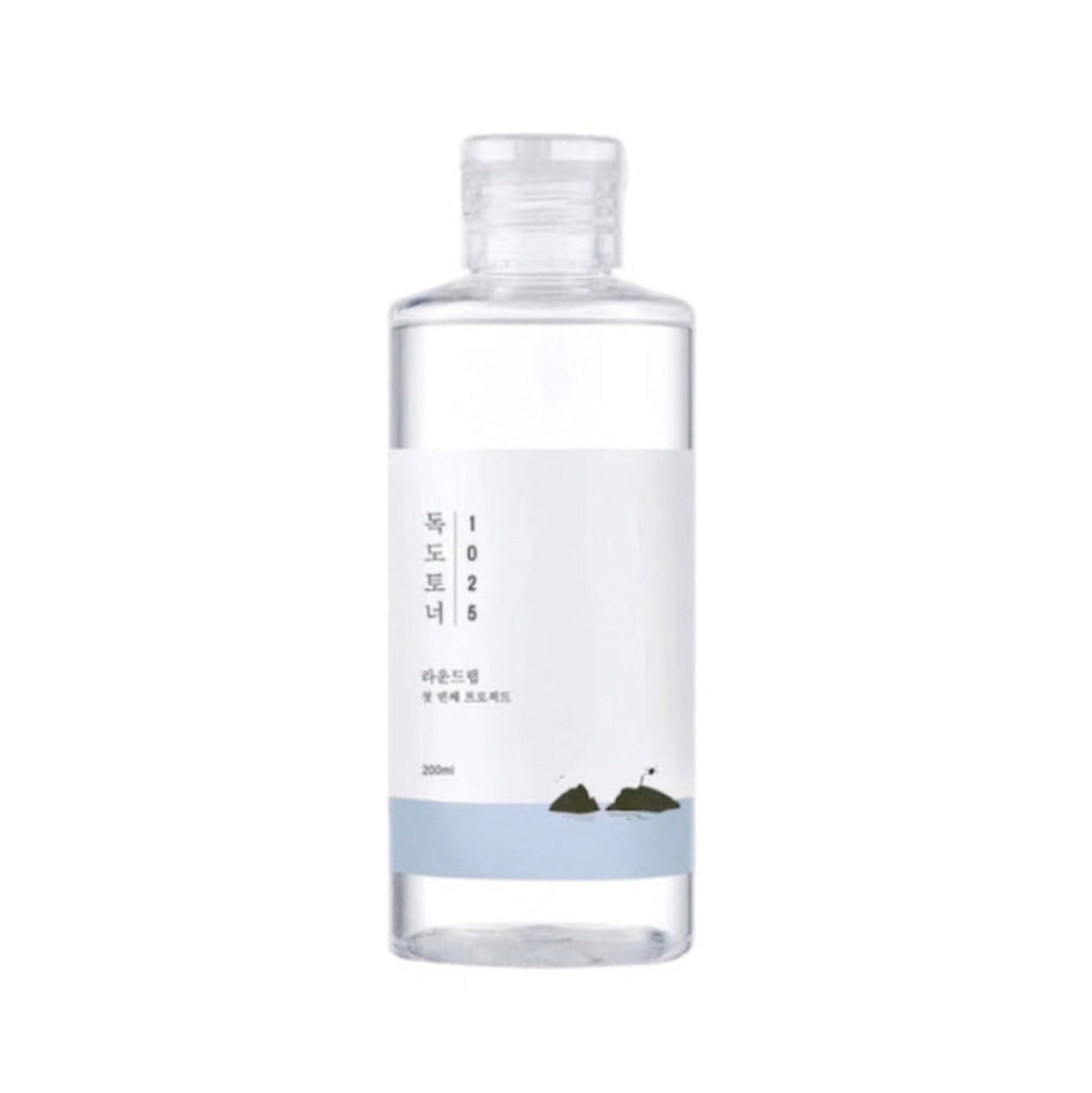 Flacon de 200ml du tonique hydratant et exfoliant doux 1025 Dokdo Toner de ROUND LAB.