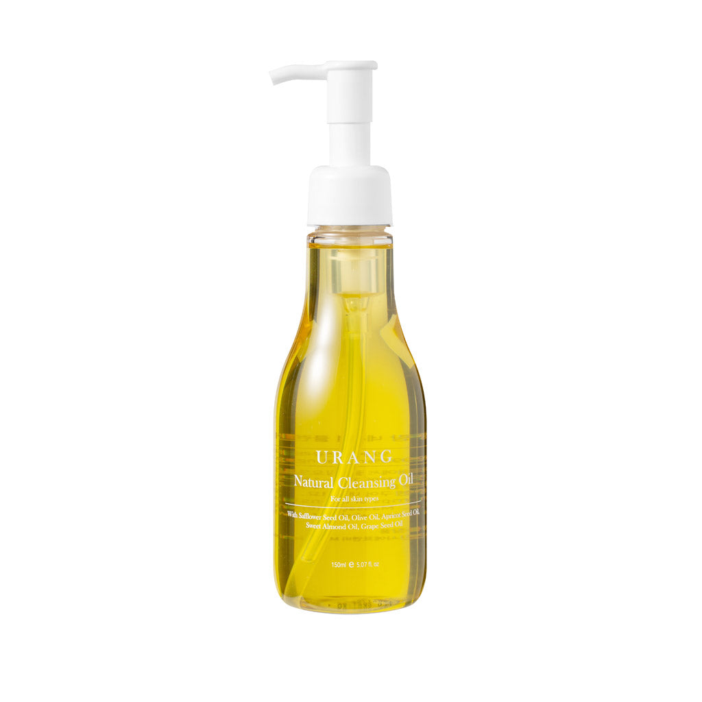 Natural Cleansing Oil de la marque coréenne URANG, huile démaquillante douce, avec sa texture luxueuse élimine facilement le maquillage, crème solaire, sébum et autres impuretés, sans assécher votre peau. 