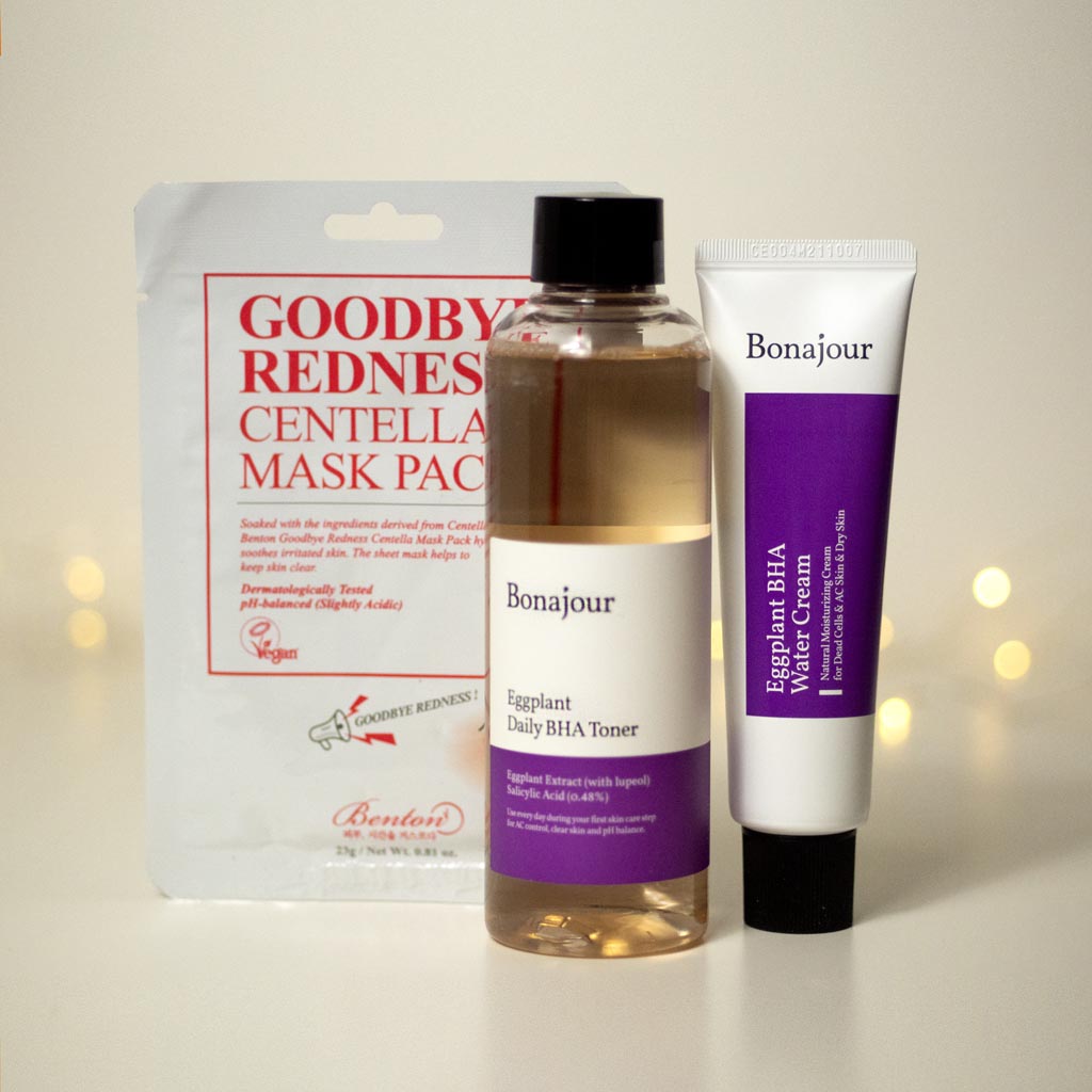Coffret cadeau de 3 soins cosmétiques coréens des marques Bonajour et Benton pour peau acnéique & sensible, dans une atmosphere de fête ou de Noel